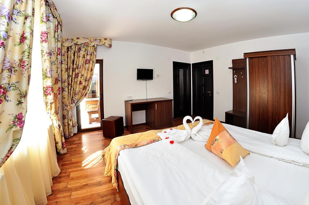 Hotel Roua Voronetului Gura Humorului Zimmer foto