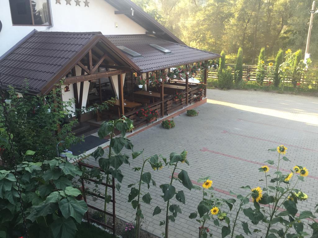 Hotel Roua Voronetului Gura Humorului Exterior foto